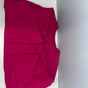 Women’s pink sweatshirt